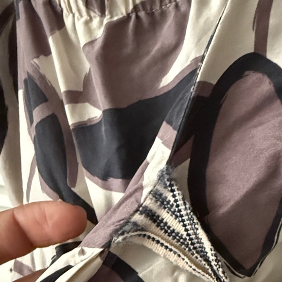 BCBG Max Azria 100% silk Purple Leaf Print Dress - Picture 5 of 8